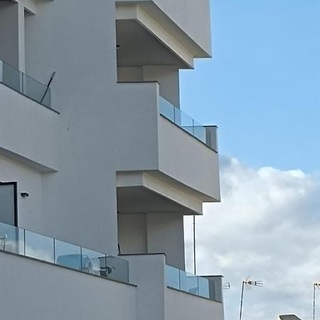 Apto Moderno, a minutos de la playa y del centro Tarifa Exterior foto